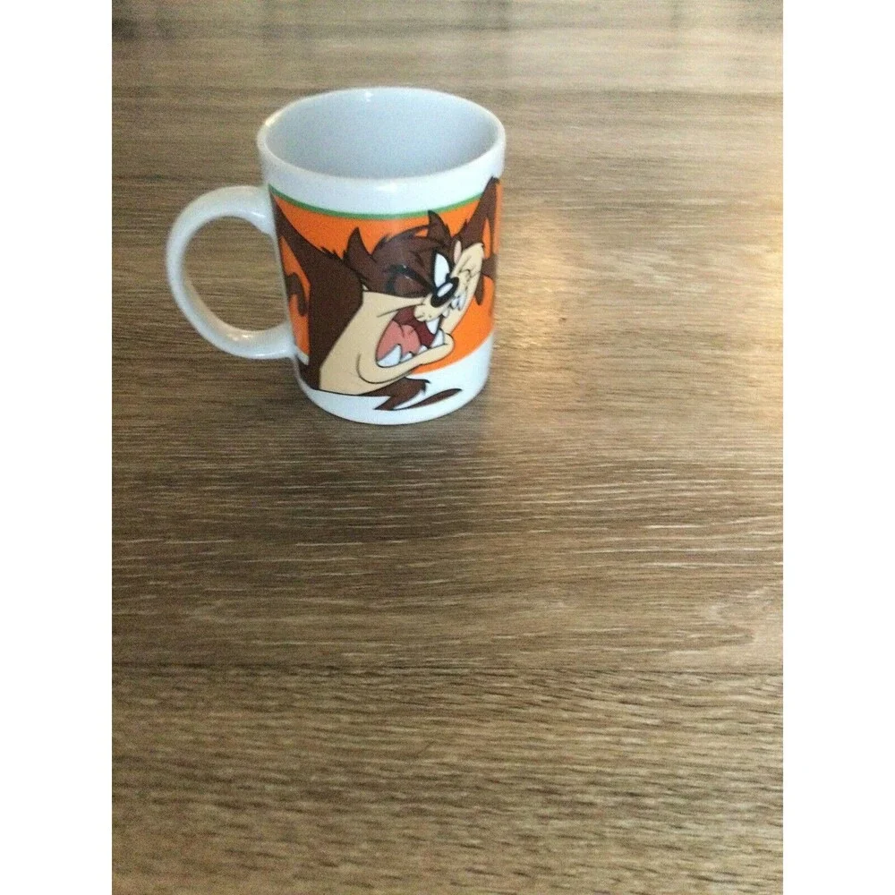 Vintage Looney Tunes Tasmanian Devil Coffee Cup Warner Bros Gibson 2000 TAZ